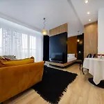 Urban Chic - Sokolska 30 Towers -studio - S74 *